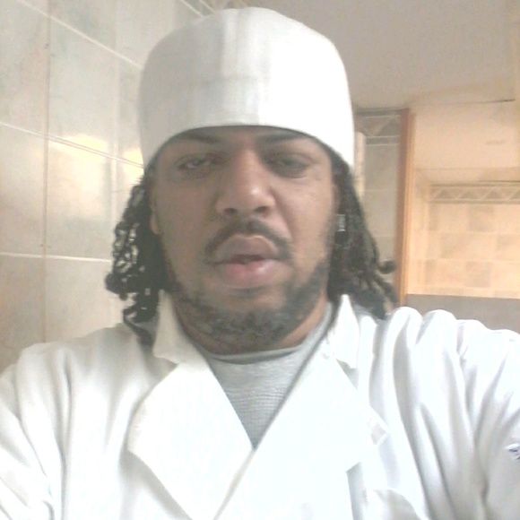 Meet your Posher, Leonard - Picture 1 of 1